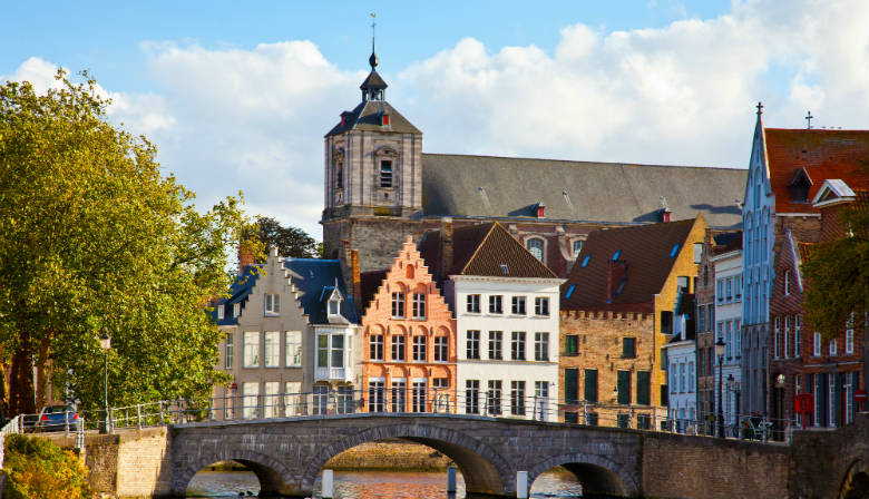 Bridge over the canal in Bruges