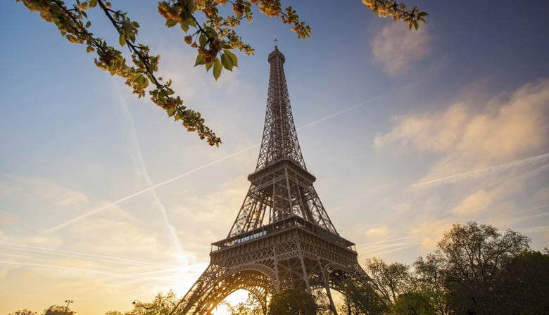 Eiffelturm am Sonnenuntergang