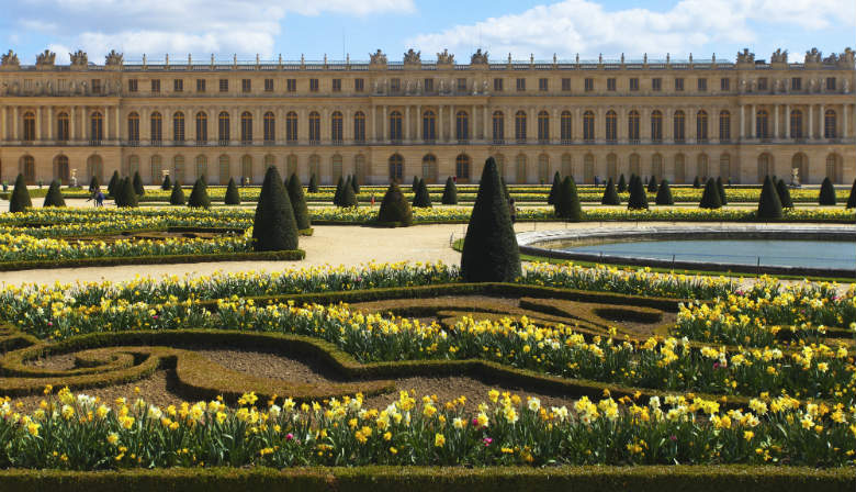 Palace of Versailles skip the line priority access