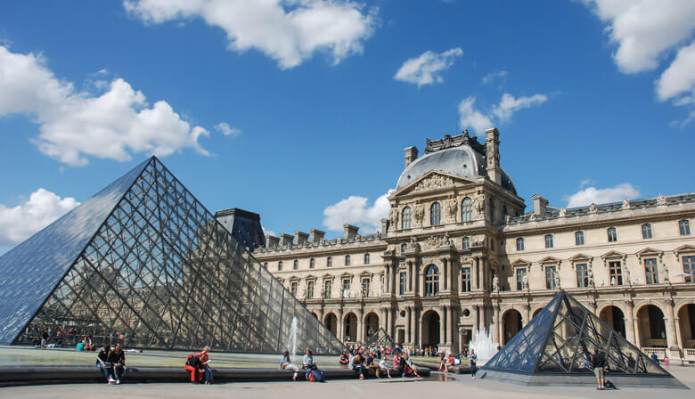 Tableaux connus et chefs d'oeuvre du Louvre - PARISCityVISION