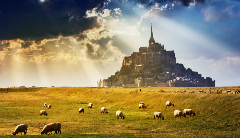 Visite o Mont Saint Michel, classificado como patrimônio mundial pela UNESCO