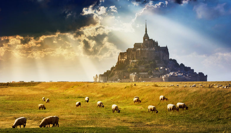 Blick auf den Mont Saint Michel ohne Wasser