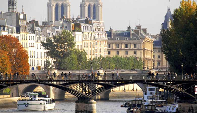 Croisière sur la Seine de jour coupe file accès prioritaire