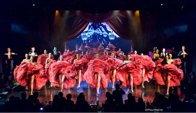 Discover the Lido show with its French Cancan