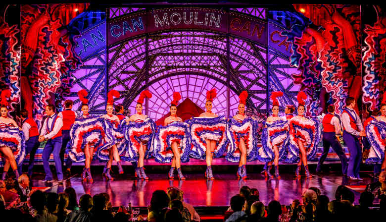 Schöne Mädchen des Moulin Rouge zweite Show