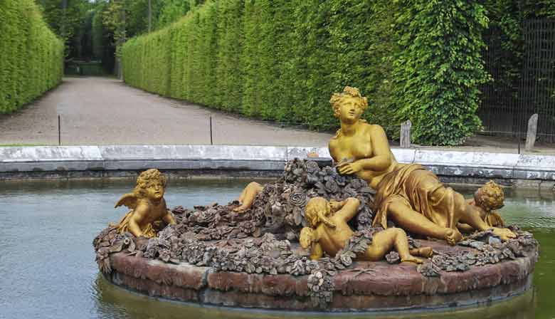 Descubierta de los jardines de Versalles con las maravillosas fuentes