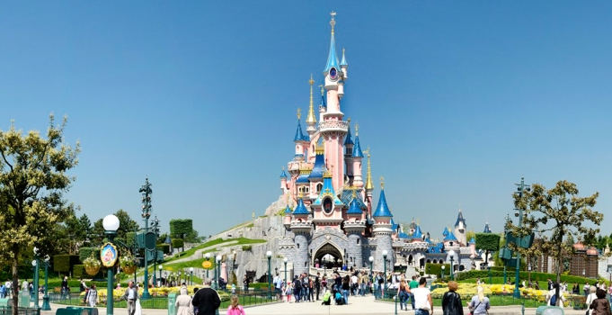 Hotel na Disney Paris – Os 14 melhores e mais reservados perto da  Disneyland na Europa