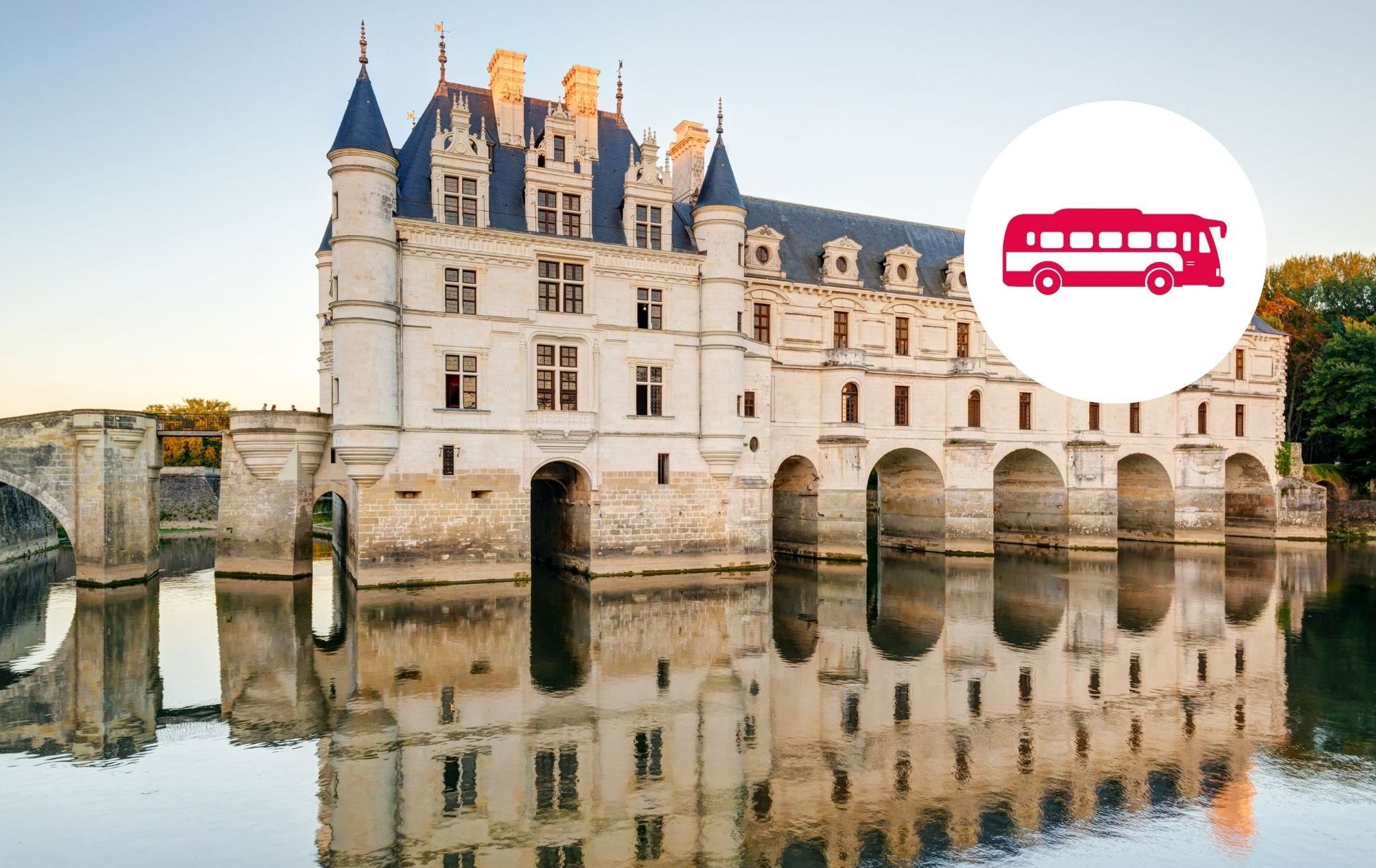 The Château de Chenonceau above the Cher river