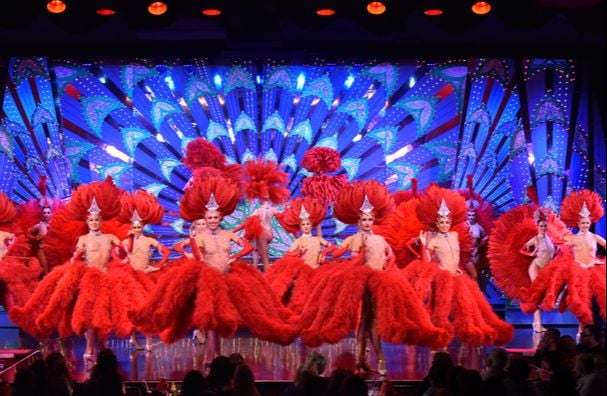 Moulin rouge fabulous french cancan show