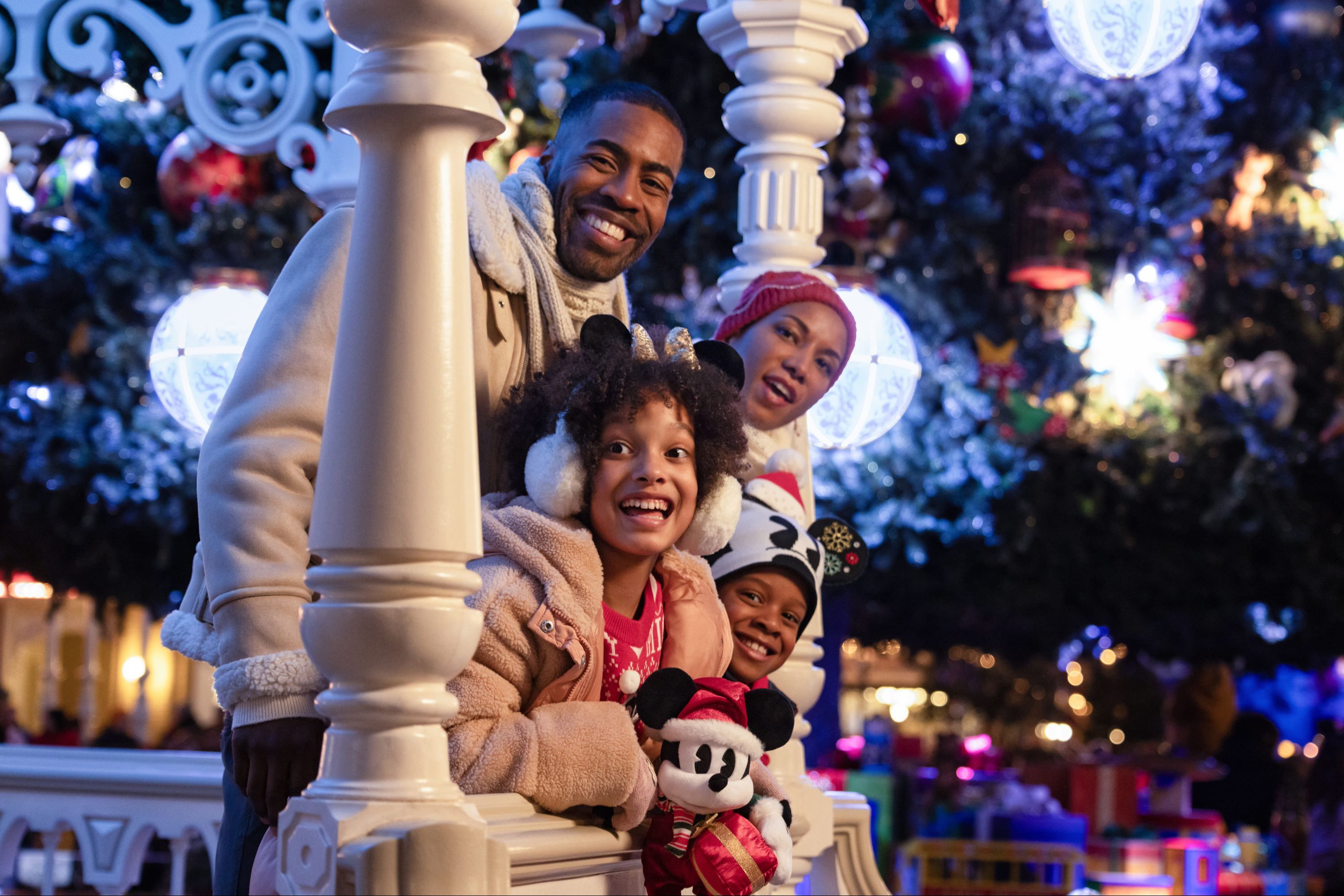 Disneyland® Paris : 1 Day Trip 2 Parks with Transport