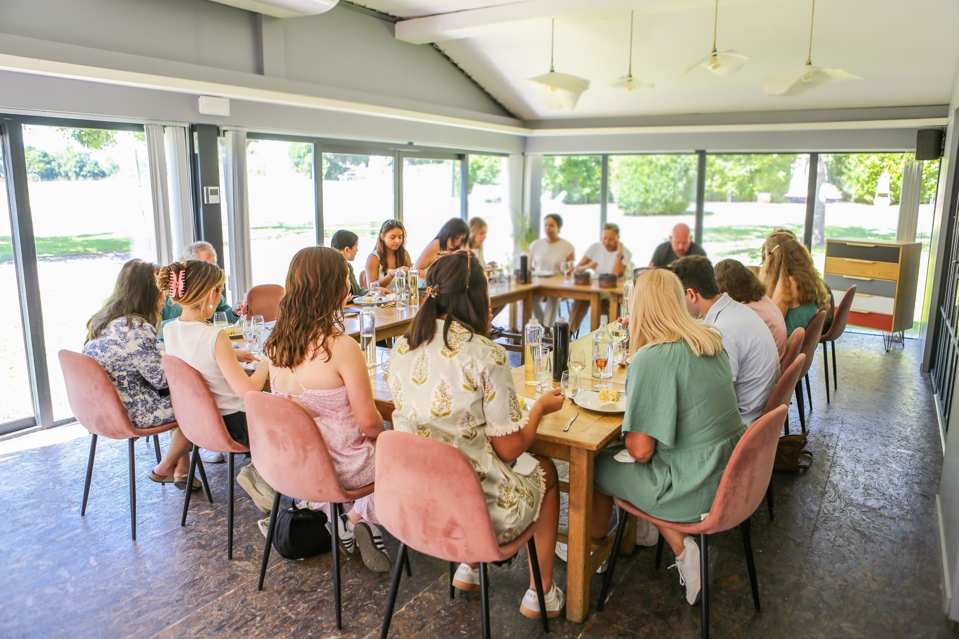 Group tour having lunch at Moulin des Fourges