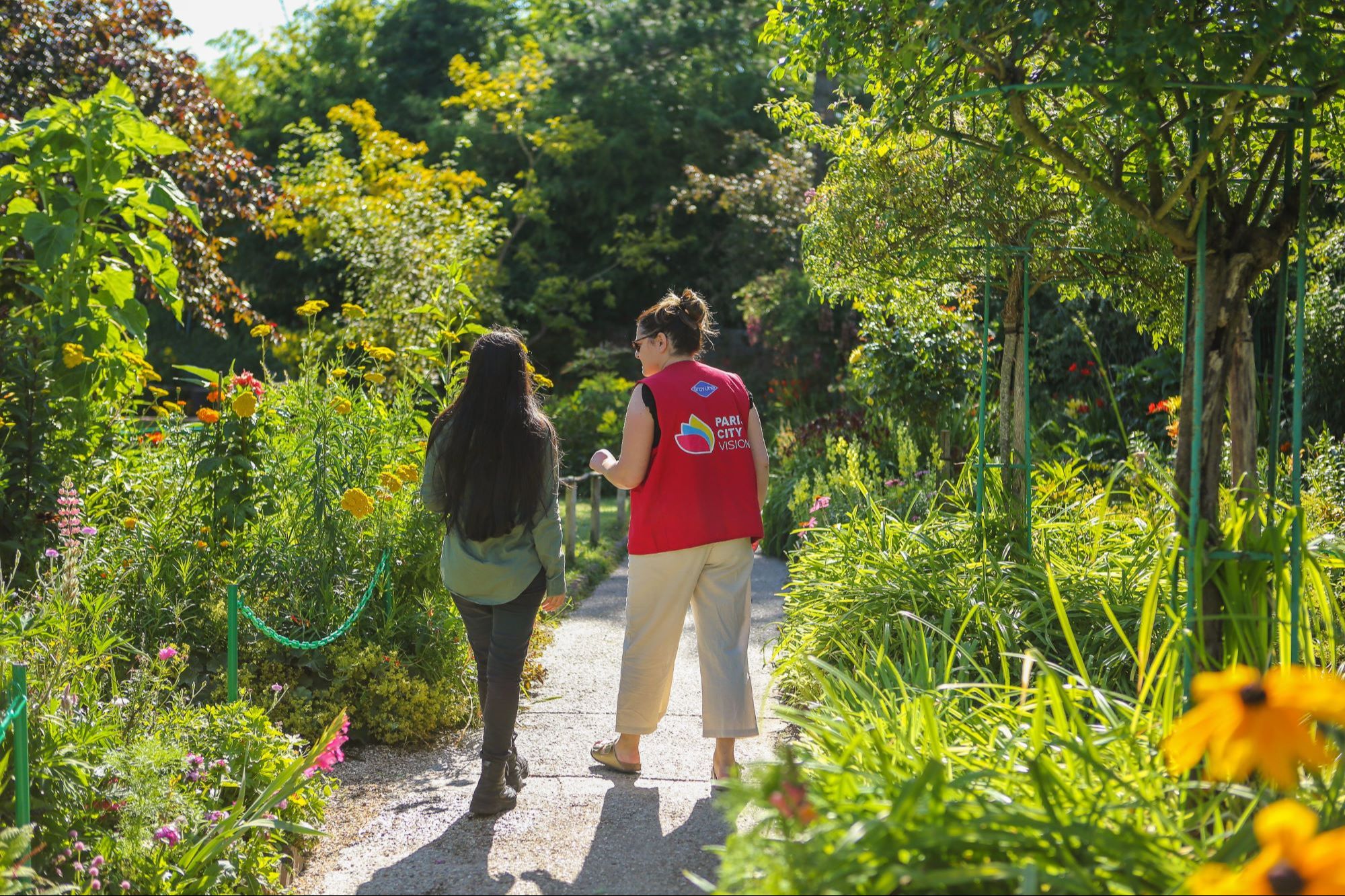 Jardim de Claude Monet voltado para o museu