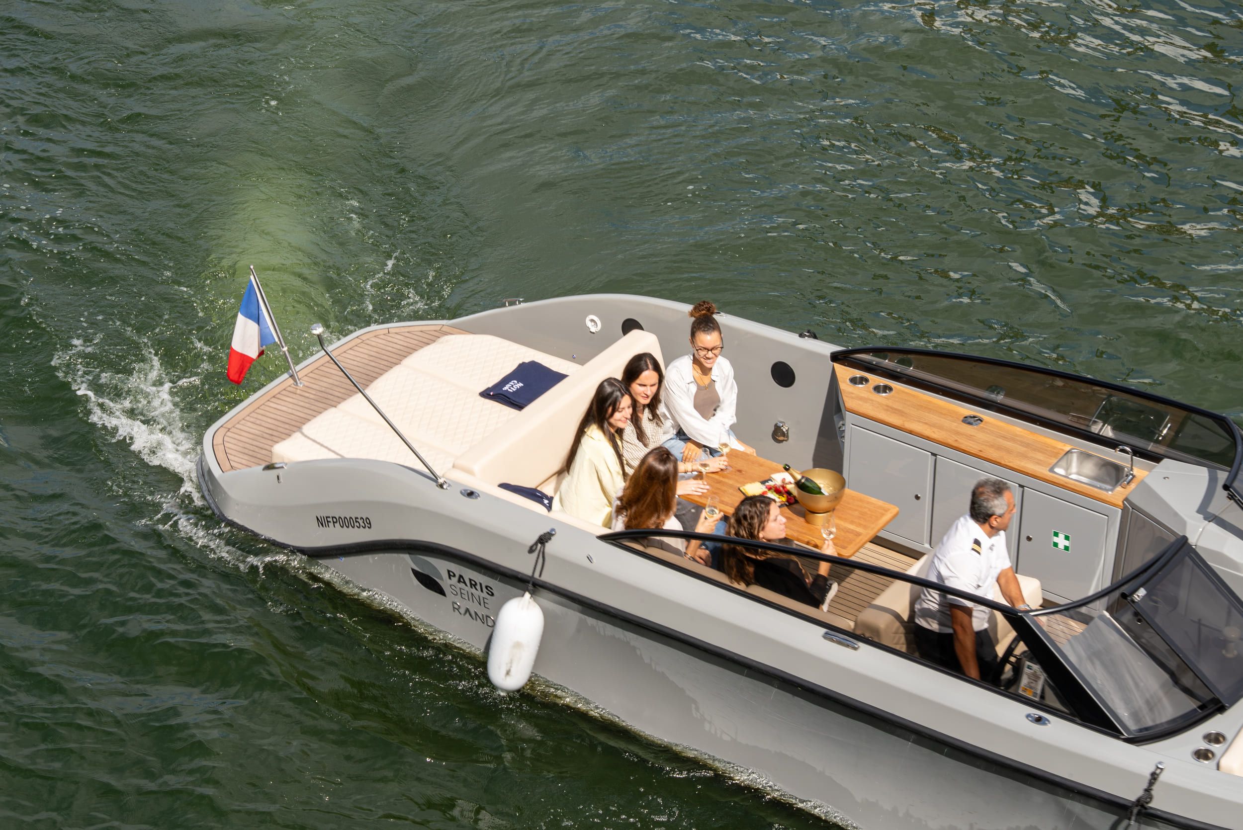 Croisière Privée sur la Seine (1-10)
