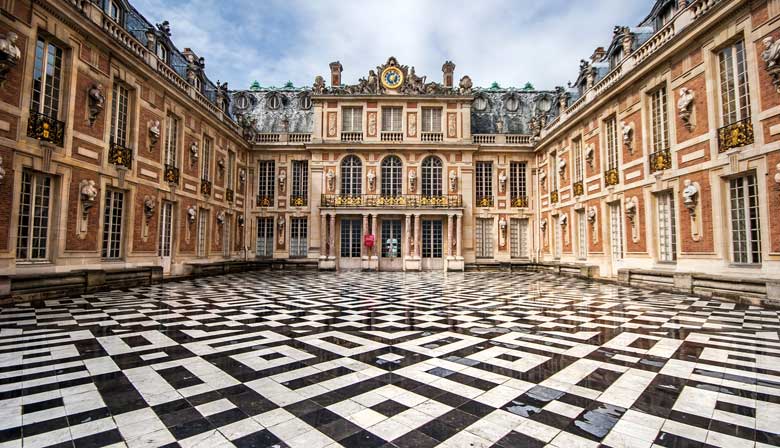 Audio-Guided Visit of the Palace of Versailles with ...